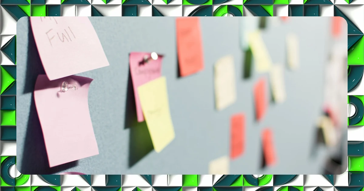 Atelier d'idéation avec croquis et post-its